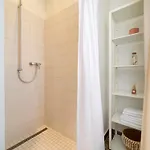 Bg Living & Hosting - Moselufer - Direkt An Der Mosel - Flussblick - Balkon - Parkplatz * ليزا
