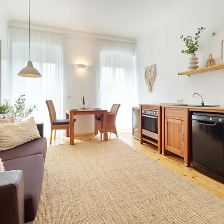 Bg Living & Hosting - Moselufer - Direkt An Der Mosel - Flussblick - Balkon - Parkplatz Apartman