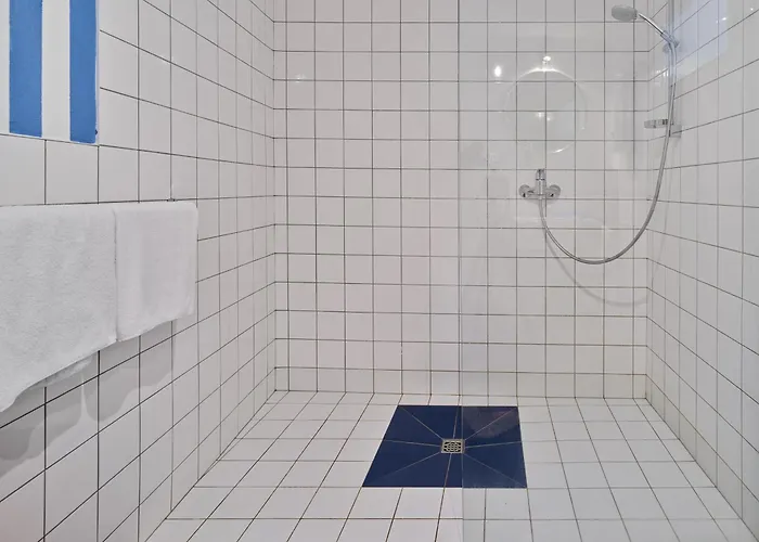 Bg Living & Hosting - Moselufer - Direkt An Der Mosel - Flussblick - Balkon - Parkplatz דירה ליזר