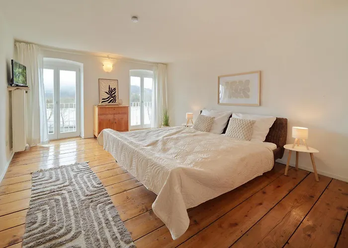 Bg Living & Hosting - Moselufer - Direkt An Der Mosel - Flussblick - Balkon - Parkplatz דירה